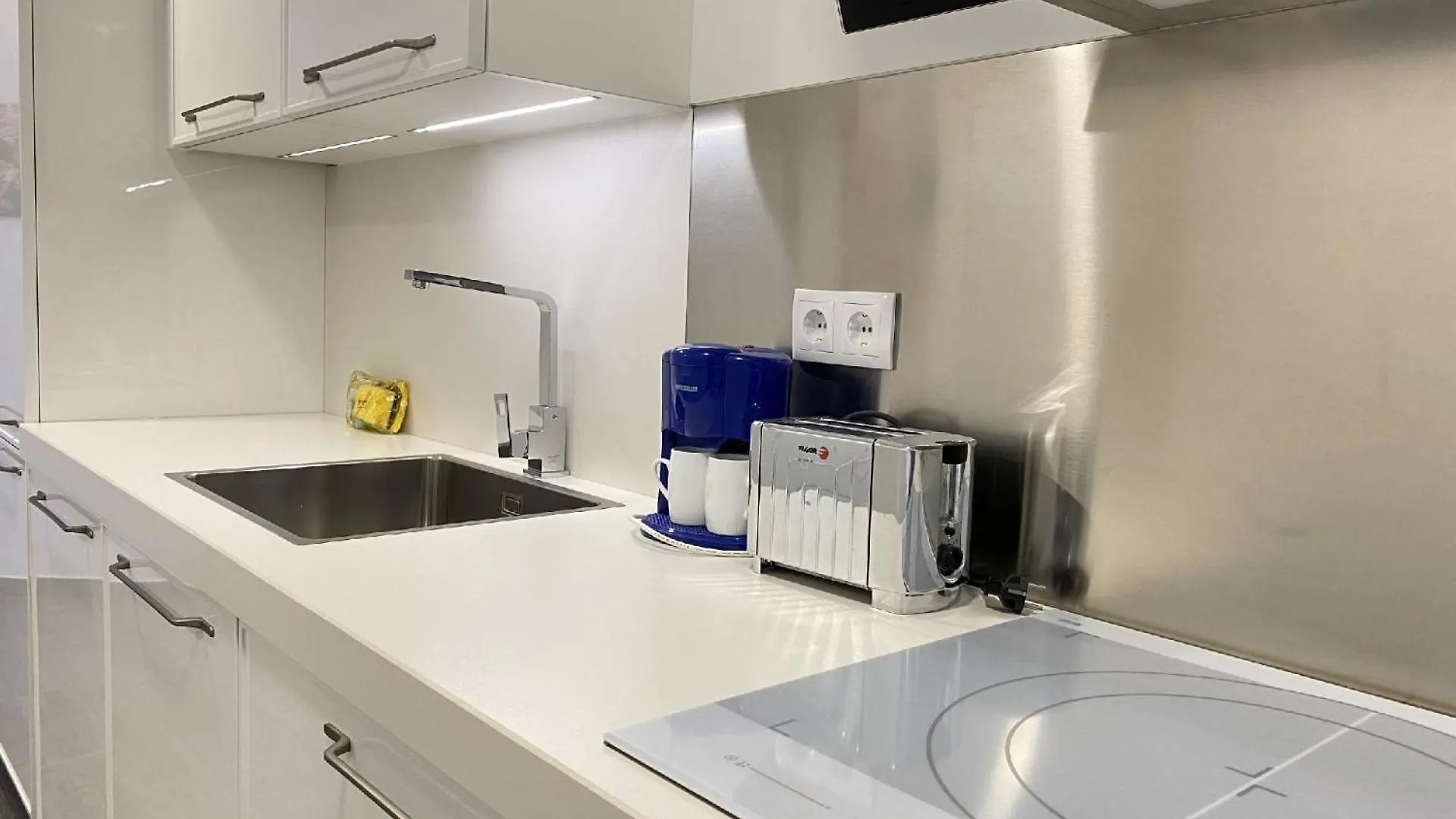 Ferienwohnung Fuer 4 Personen Ca 70 Qm In Nerja, Andalusien Costa Del Sol Apartmán